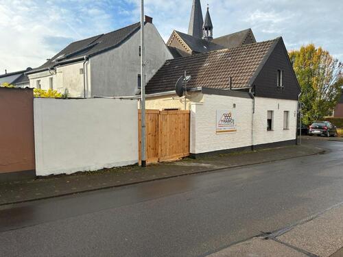 Foto - 5 Zimmer Einfamilienhaus zur Miete in Mönchengladbach