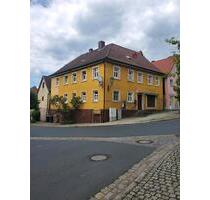 Wohn-Geschäftshaus mit 250 qm Nutzfläche - Pretzfeld