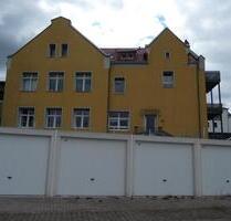 Schickes, 2 Z,EBK, B inkl. Garage + Stellplatz Penthouse - Merchweiler
