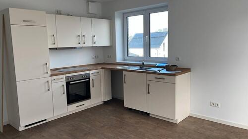 Foto - *3 Zimmer* mit Stellplatz - 838,00&nbsp;EUR Kaltmiete, ca.&nbsp; 76,00&nbsp;m&sup2;