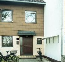 Reihenmittelhaus, Oberhaunstadt, 2 Garagen, EBK, ohne Provision - Ingolstadt Nordost