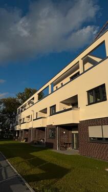 Foto - 2,5-Zimmerwohnung mit Terrasse und kleinem Garten
