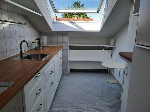 Foto - 2 Zimmer Dachgeschoßwohnung zur Miete in Frankfurt am Main
