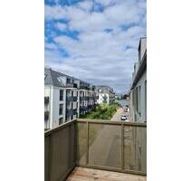 Wohnen am Wasser: Großzügige 2 ZKB-Wohnung mit EBK und Balkon mit Dahmeblick - Berlin Treptow-Köpenick
