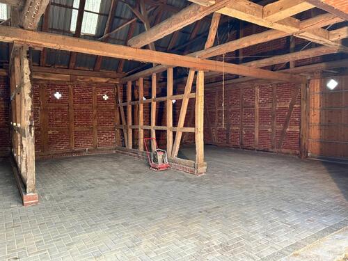 Foto - Wohnmobil-Stell-Plätze ODER komplette Scheune zu vermieten,sicher