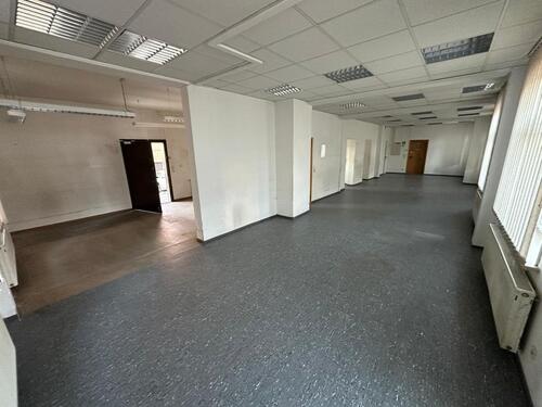 Foto - 150 qm, EG Wohnung zu vermieten, Keller, Parkplatz, Gasheizung