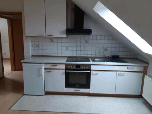 Foto - 1 12 Zimmer DG-Wohnung ab 01.03.26 in Coburg zu vermieten