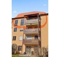 3 Zimmer Küche Bad 80 m2 Neutraubling incl Stellplatz und Keller