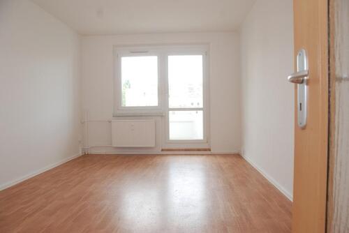 Foto - Balkonwohnung zum Sofortbezug - 371,00&nbsp;EUR Kaltmiete, ca.&nbsp; 61,82&nbsp;m&sup2;