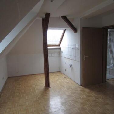 Foto - 1 Zimmer Dachgeschoßwohnung zur Miete in Gelsenkirchen