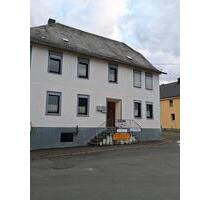 Zwei Familienhaus - 170.000,00 EUR Kaufpreis, in Niederwörresbach (PLZ: 55758)