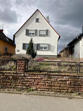 Foto - Sonniges und gepflegtes 1-2 Familienhaus mit großen Garten