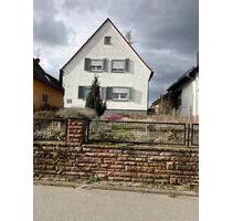 Sonniges und gepflegtes 1-2 Familienhaus mit großen Garten - Fahrenbach