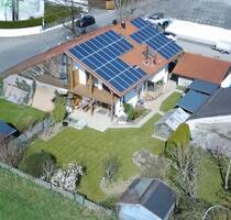 DHH (Süden) - am Feldrand - BJ 2001 - 519 qm Grund - Energie 