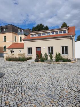 Foto - Charmantes Gartenhaus (2-Raum) mit Terrasse und Garage