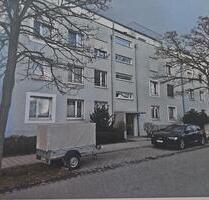 Moderne 4-Zimmer-Wohnung (100m²) mit Balkon, TG, Aufzug 2.OG - Regensburg Brandlberg