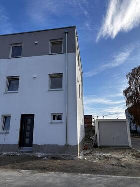 Foto - Doppelhaushälfte mit Garten Neubau