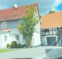 Eigenheim mit Scheune und Garten - Schwarzenborn