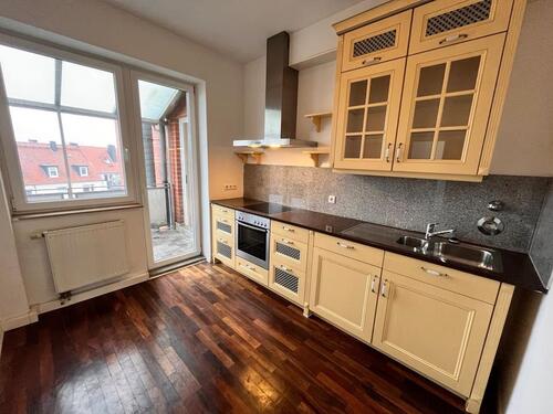 Foto - Schöne 2 Zimmer Wohnung in zentraler Lage mit Einbauküche!