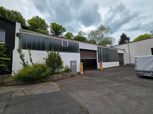 Foto - Lager- Produktionshalle 405m², Meisterbüro, 4x Lagerräume, Daaden