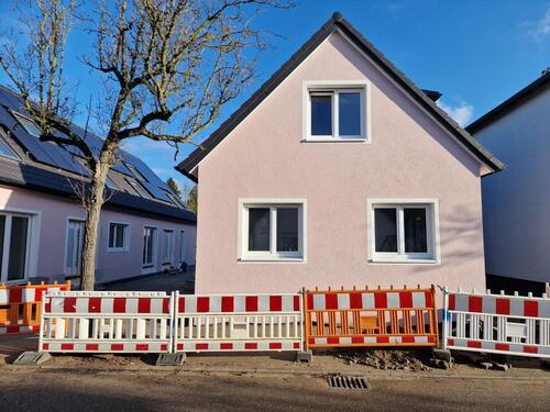 Foto - Moderne Doppelhaushälfte in Karlsruhe-Neureut zu Vermieten