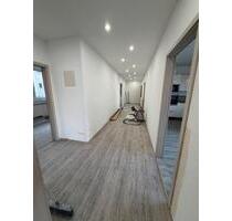 4-Zimmer-Erdgeschosswohnung ca.130m² -Erstbezug nach Renovierung- - Amstetten