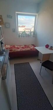 Foto - möbliertes Zimmer mit Pantryküche in Speyer