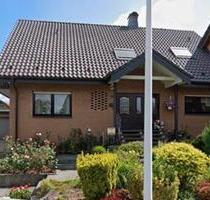 Renovierte 3 Zimmer DG Wohnung - 900,00&nbsp;EUR Kaltmiete, ca.&nbsp; 90,00&nbsp;m&sup2; in Werl (PLZ: 59457)