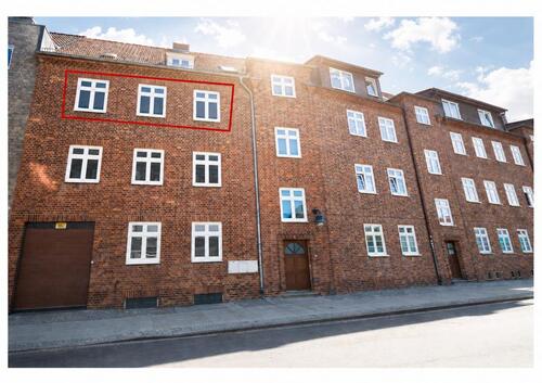 Foto - Erstbezug nach Kernsanierung – Moderne 4-Zimmerwohnung