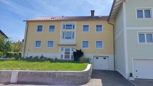 Foto - Erstbezug nach Kernsanierung: Helle 2,5 Zimmer-Wohnung mit Balkon