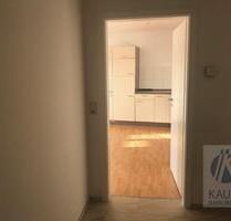 Einziehen & Wohlfühlen - schicke & geräumige 2-R-Wohnung mit neuwertiger Einbauküche in unmittelb.Stadtzentrumsnähe zu vermieten - Großenhain