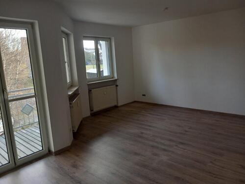 Foto - Sehr großzügige, schöne und ruhige 3-Zimmer-Wohnung zu vermieten