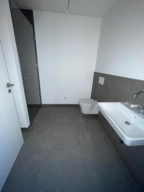 Foto - Attraktive 2-Zimmer-Wohnung mit großzügigem Balkon, Tiefgarage & moderner Ausstattung