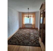 3 Zimmer Wohnung in HR Holzhausen, Balkon, Einbauküche, Garage - Homberg (Efze)