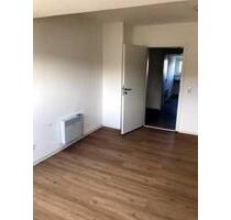 3-Zimmer-Dachgeschoss-Wohnung - 1.250,00&nbsp;EUR Kaltmiete, ca.&nbsp; 73,00&nbsp;m&sup2; in Remchingen (PLZ: 75196)