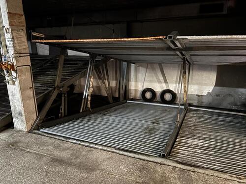 Foto - Tiefgarage - Duplex unten (nur Kleinwagen und Motorräder)