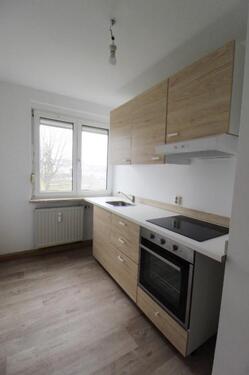 Foto - Zweckmäßige 3-Zimmer-Wohnung mit Einbauküche