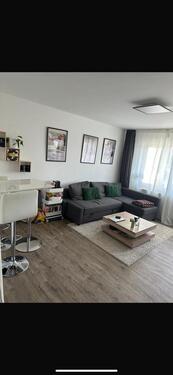 Foto - Helle 1,5-Zimmer Wohnung mit Balkon und Garage (ab 01.10.)