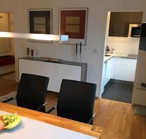 Möblierte 2 Zi. Wohnung am Barbarossaplatz - Berlin Charlottenburg-Wilmersdorf Möblierte 2 Zi. Wohnung am Barbarossaplatz - Berlin Charlottenburg-Wilmersdorf