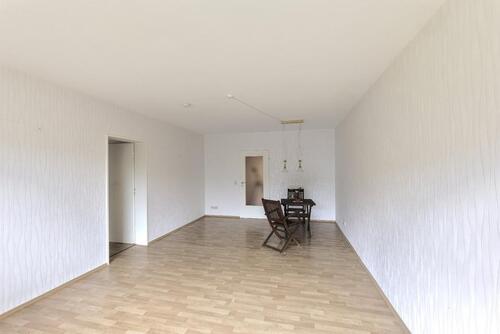 Foto - 3-Zimmer-ETW ca. 76 m² mit 2 Balkonen und Garage
