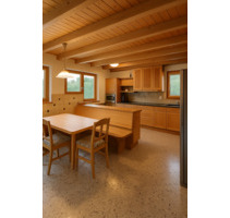 Zweifamilienhaus mit Wintergarten, großem Garten und viel Platz - Fluorn-Winzeln