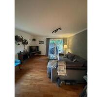 2-Zimmer Wohnung mit Terasse und eigenem Garten in Rissen - Hamburg Altona