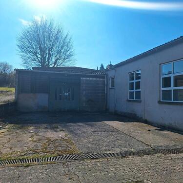 Foto - Lagerhalle mit Stellplatz Eppelborn