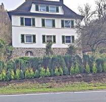 Zweifamilienhaus in Alleinlage - 199.000,00&nbsp;EUR Kaufpreis, ca.&nbsp; 240,00&nbsp;m&sup2; in Werdohl (PLZ: 58791)