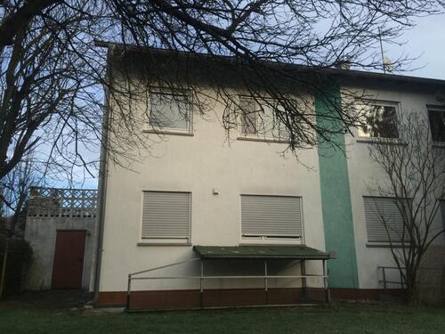 Foto - Helle Dachgeschosswohnung in ruhiger Lage