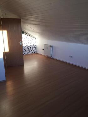 Foto - 1 Zimmer Dachgeschoßwohnung zur Miete in Grünberg