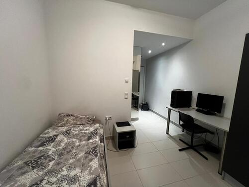 Foto - Untermiete 1 Zimmer Studio Wohnung Apartment + Balkon + Wifi