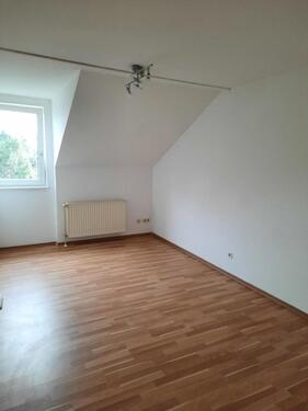 Foto - zentral gelegene 2 ZKB - Dachgeschosswohnung in Oldenburg