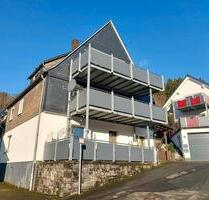Schöne Dachgeschoss Wohnung mit großem Balkon - Olsberg