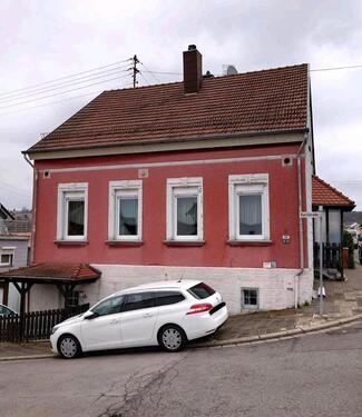 Foto - Freistehendes Einfamilienhaus mit ELW in Friedrichsthal